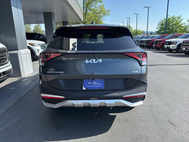 Used 2024 Kia Sportage LX AWD/4WD image 5
