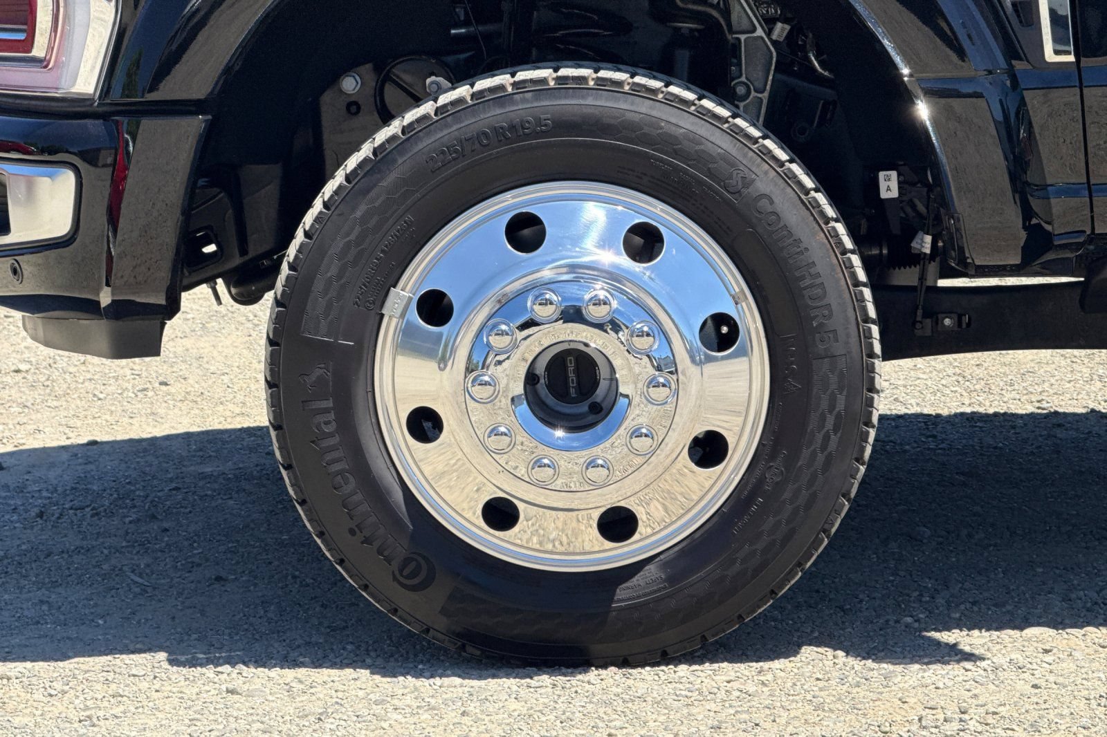 Certified 2024 Ford F450 Limited w/ FX4 Off-Road Package AWD/4WD image 27