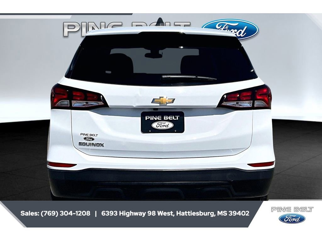 Used 2022 Chevrolet Equinox LS image 3