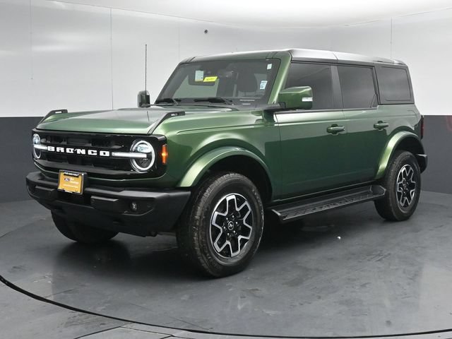Certified 2025 Ford Bronco Outer Banks AWD/4WD image 3