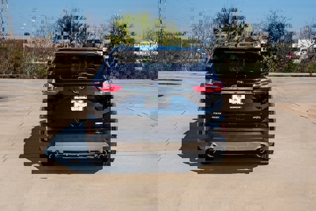 Certified 2019 Ford Edge SEL w/ Equipment Group 201A image 3