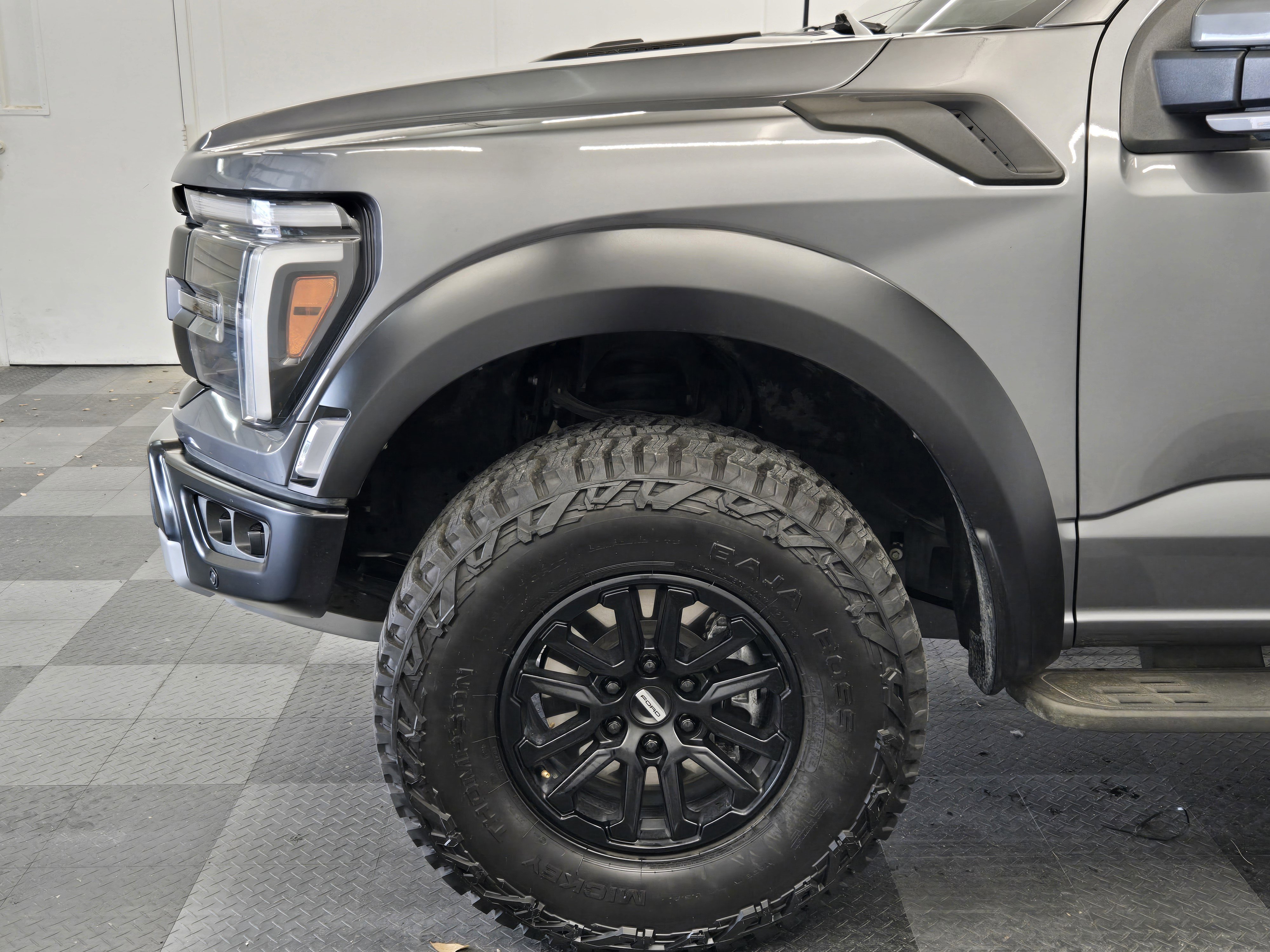 Certified 2024 Ford F150 Raptor AWD/4WD image 9