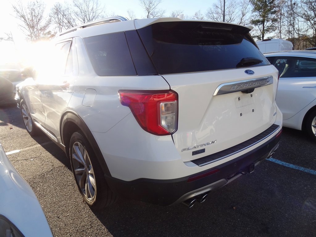 Certified 2022 Ford Explorer Platinum w/ Equipment Group 601A image 2