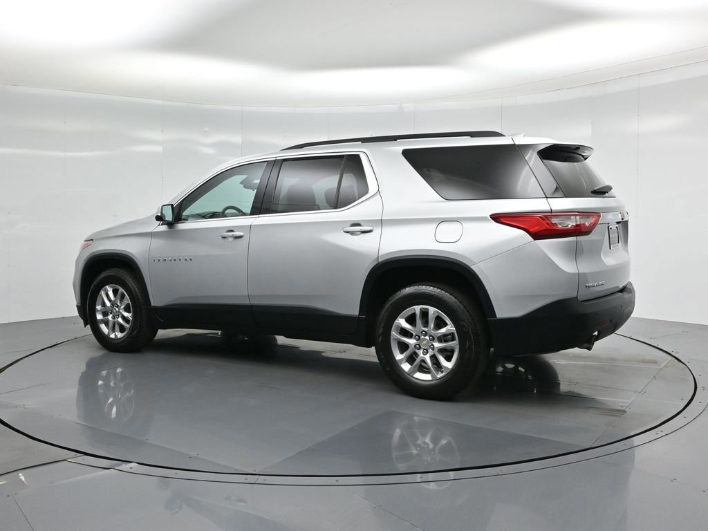 Used 2021 Chevrolet Traverse LT image 16