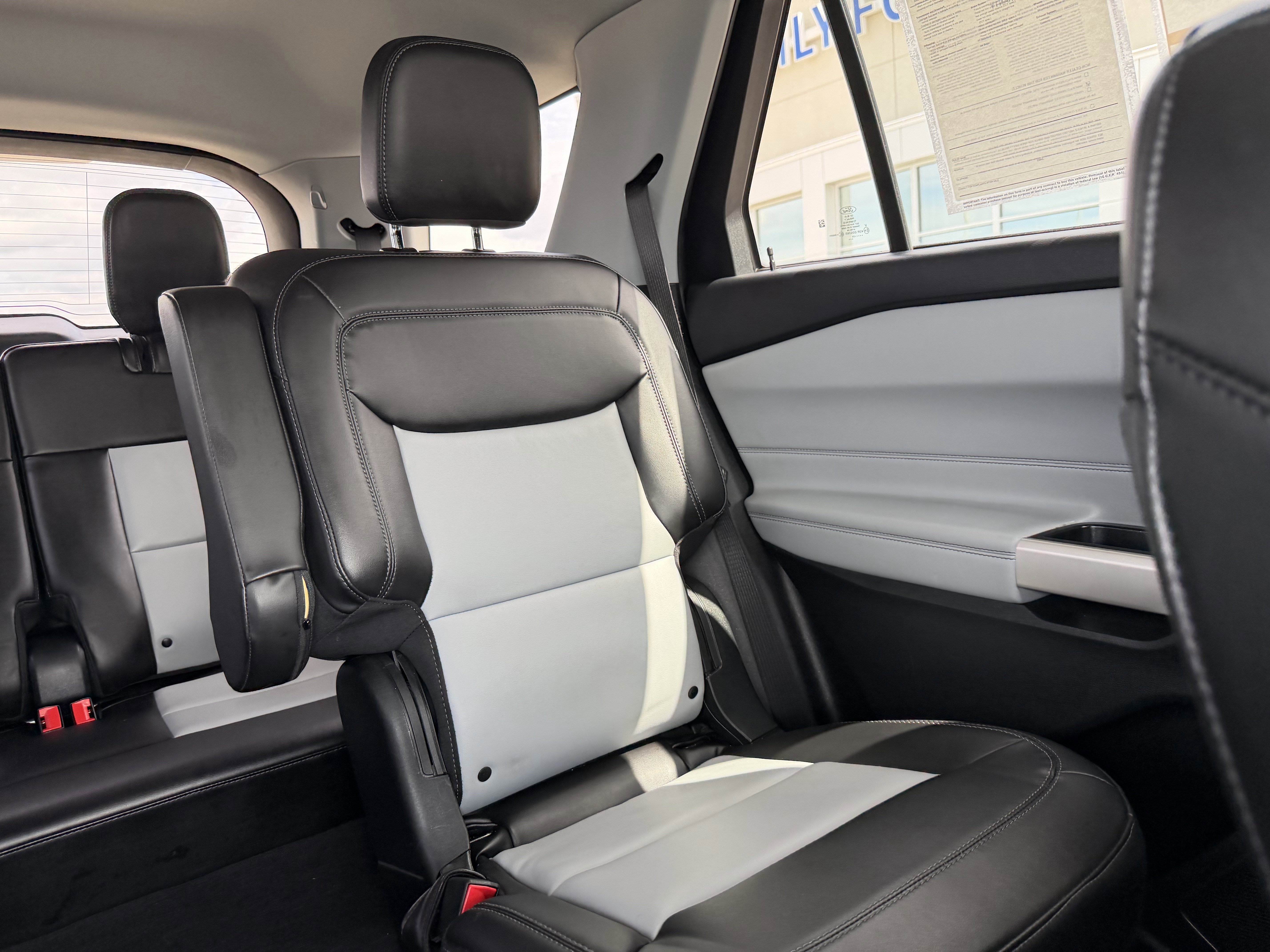 Certified 2023 Ford Explorer XLT w/ Equipment Group 202A AWD/4WD image 14