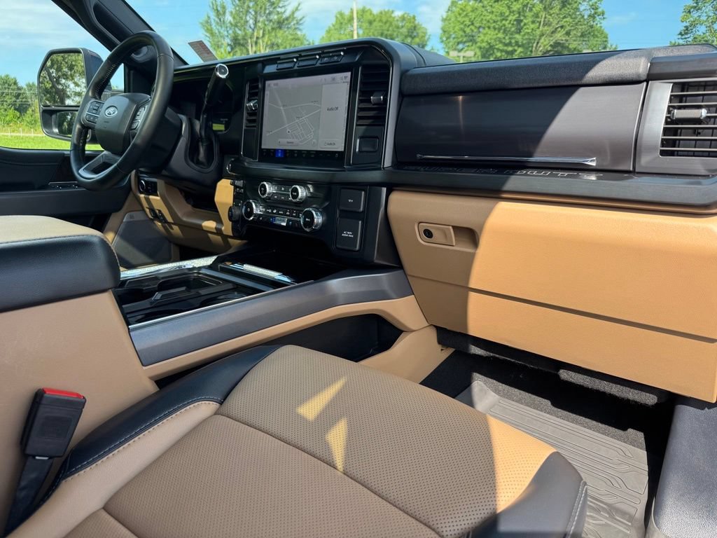 Certified 2024 Ford F250 Lariat w/ Black Appearance Package AWD/4WD image 17