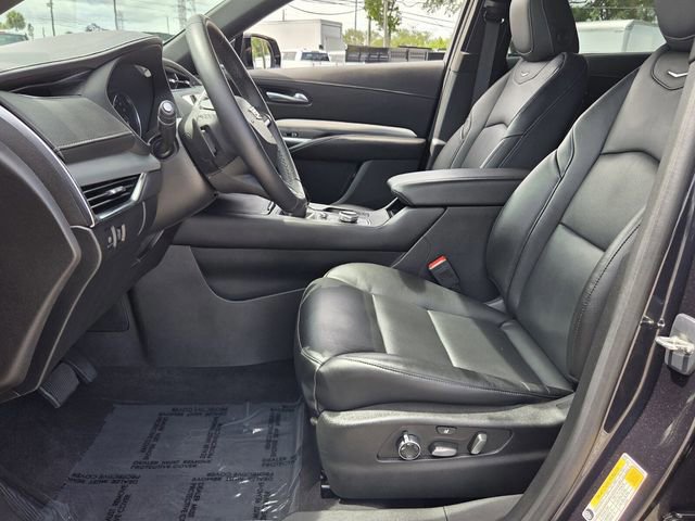 Used 2023 Cadillac XT4 Premium Luxury image 12