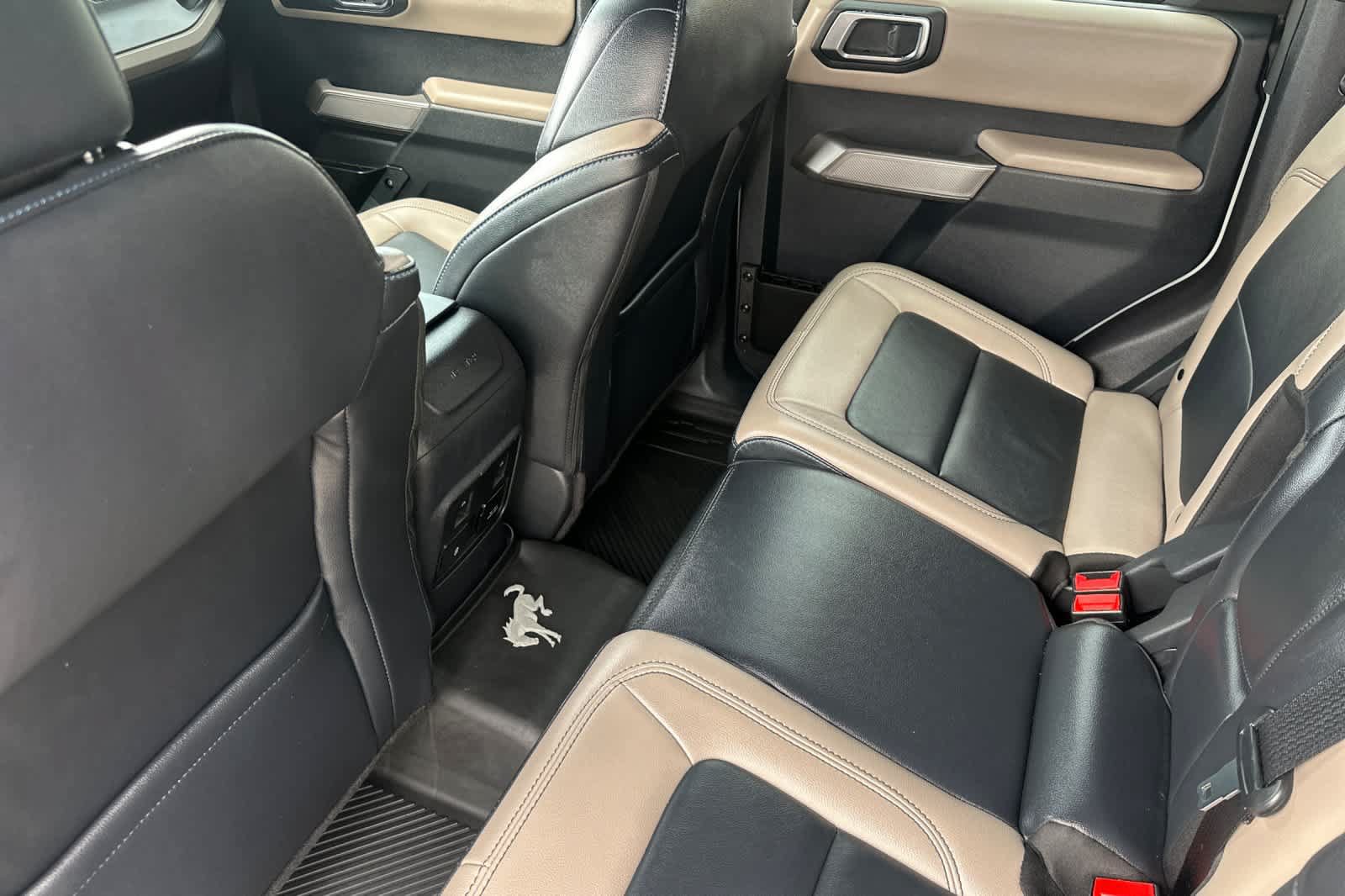 Certified 2022 Ford Bronco Wildtrak AWD/4WD image 4