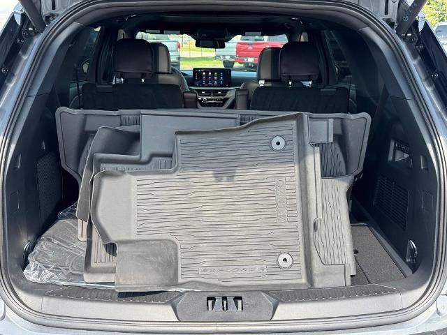 Certified 2025 Ford Explorer Platinum w/ LUX Leather Package AWD/4WD image 6