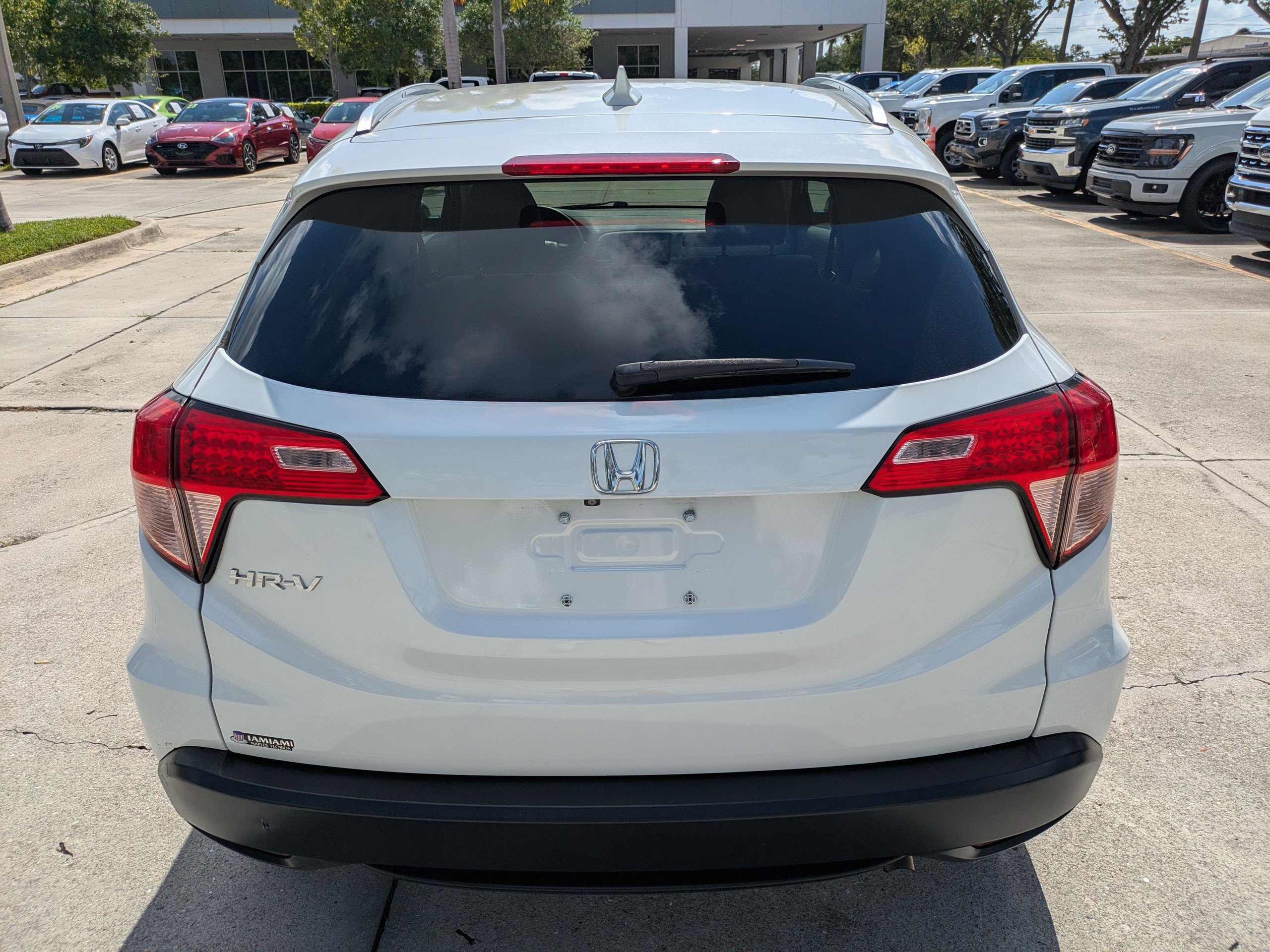 Used 2018 Honda HR-V EX-L image 5