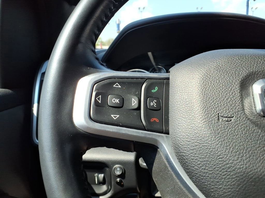 Used 2022 RAM 1500 Big Horn AWD/4WD image 16