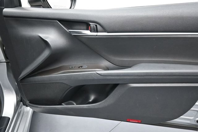 Used 2022 Toyota Camry SE FWD image 30