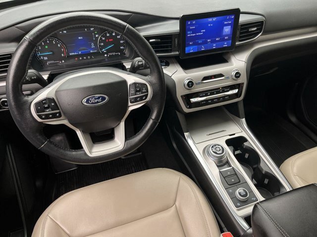 Certified 2023 Ford Explorer XLT w/ Equipment Group 202A AWD/4WD image 19