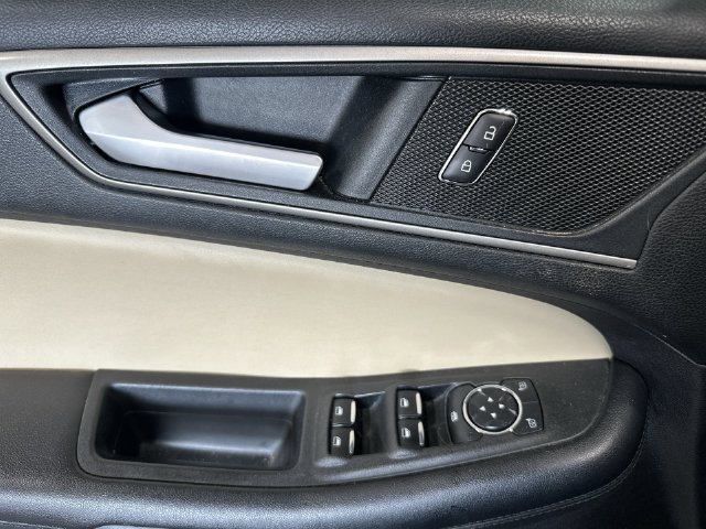 Certified 2022 Ford Edge SEL AWD/4WD image 19
