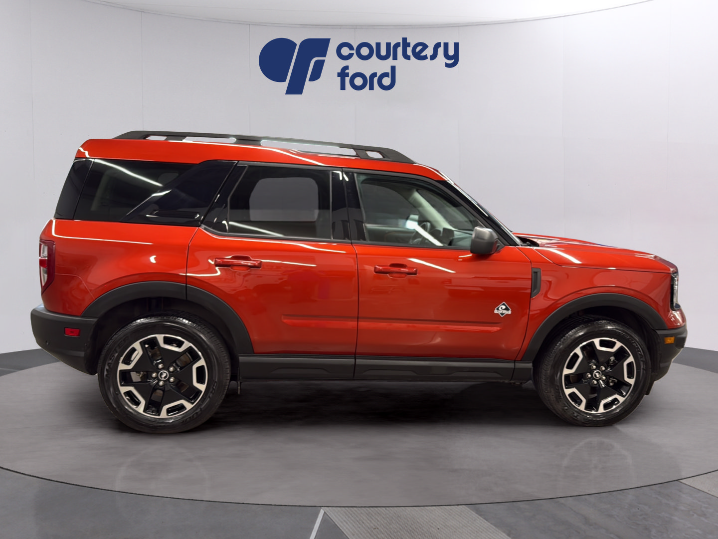 Certified 2023 Ford Bronco Sport Outer Banks AWD/4WD image 8