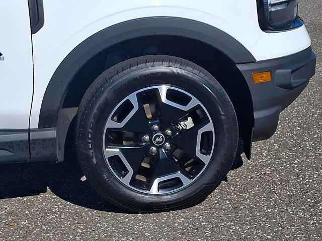 Certified 2023 Ford Bronco Sport Outer Banks AWD/4WD image 8