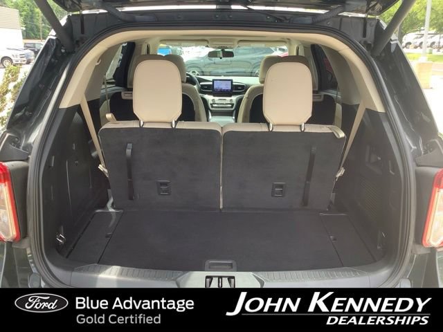 Certified 2022 Ford Explorer XLT w/ Equipment Group 202A AWD/4WD image 36