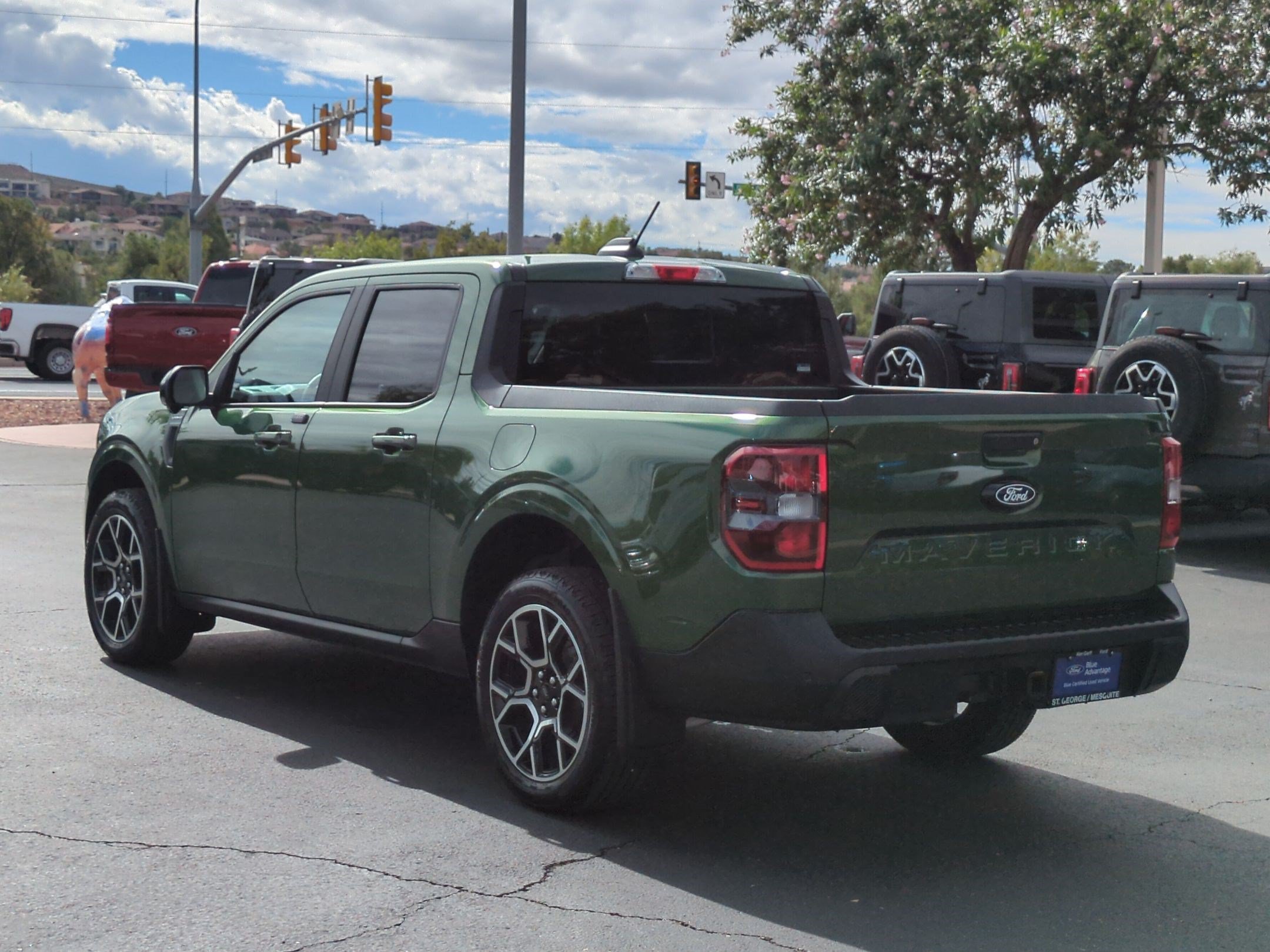 Certified 2025 Ford Maverick Lariat AWD/4WD image 12
