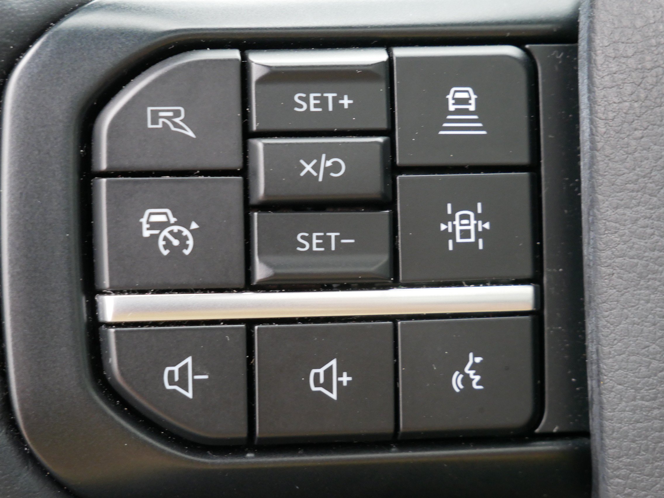 Certified 2025 Ford F150 Raptor AWD/4WD image 13