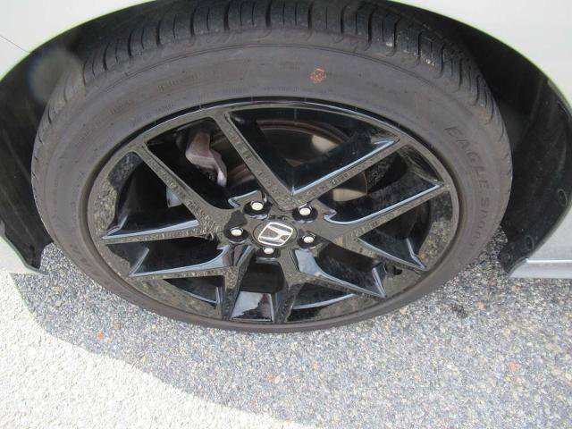 Used 2025 Honda Civic Sport image 11