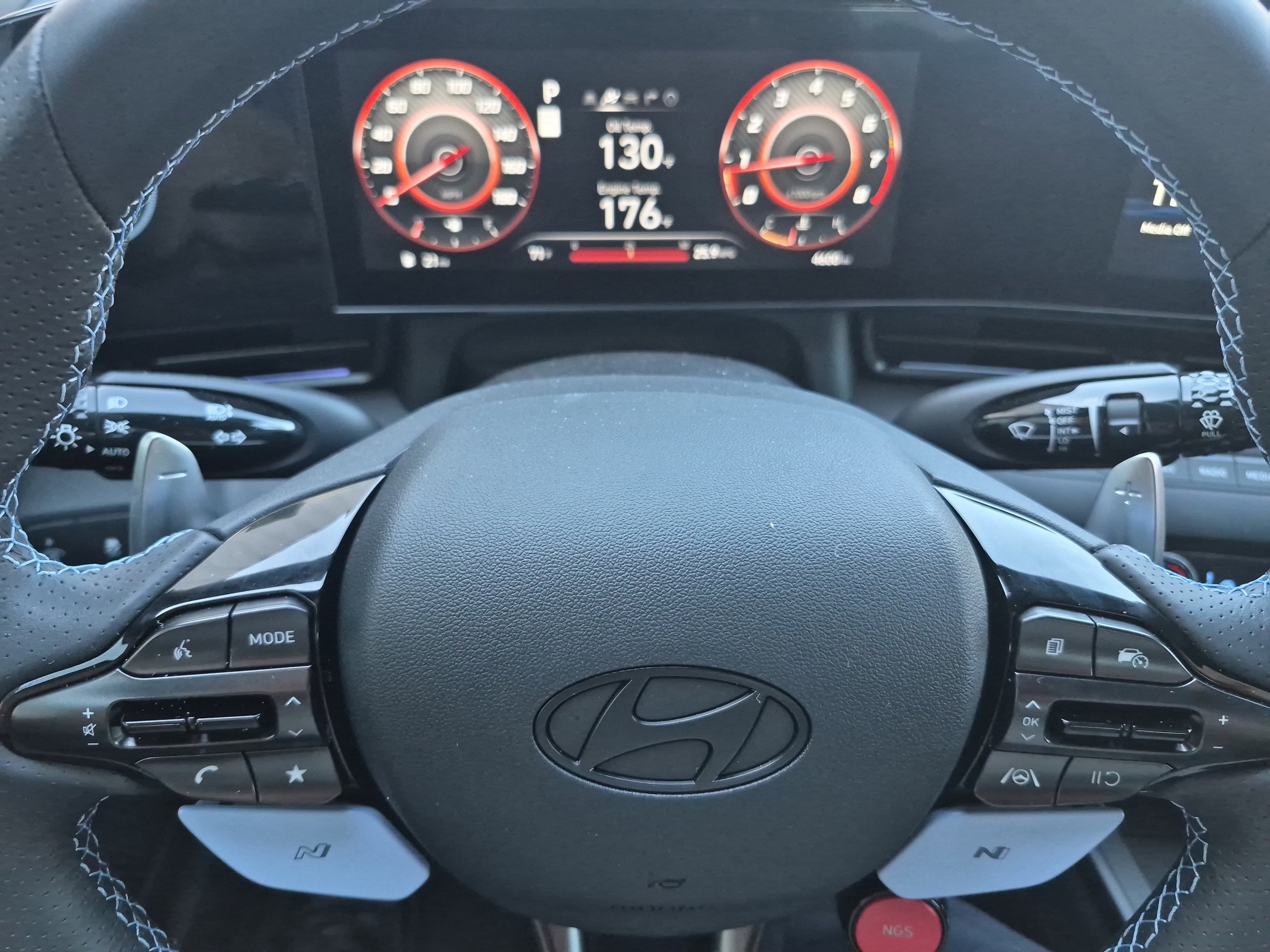 Used 2025 Hyundai Elantra N image 26