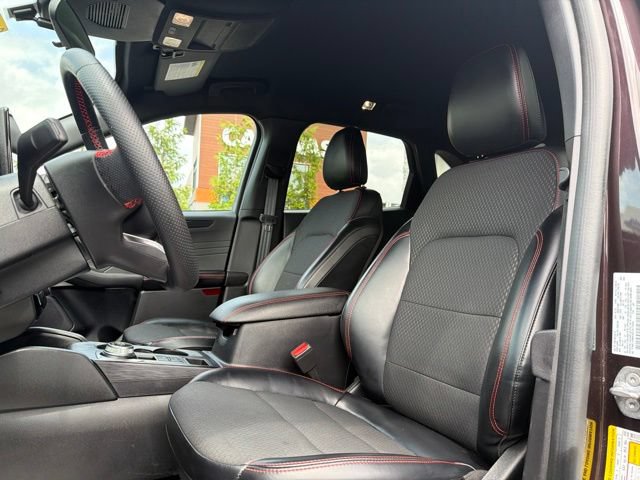Certified 2023 Ford Escape ST-Line w/ Tech Pack #1 AWD/4WD image 12