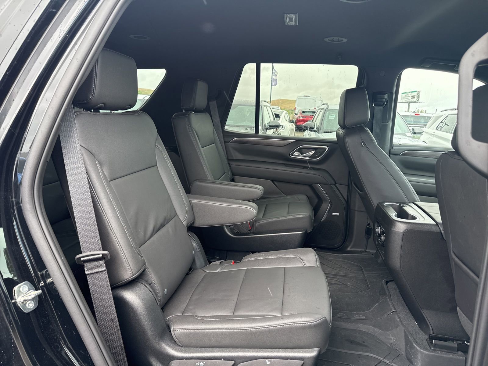 Used 2023 Chevrolet Tahoe Z71 w/ Z71 Off-Road Package image 10