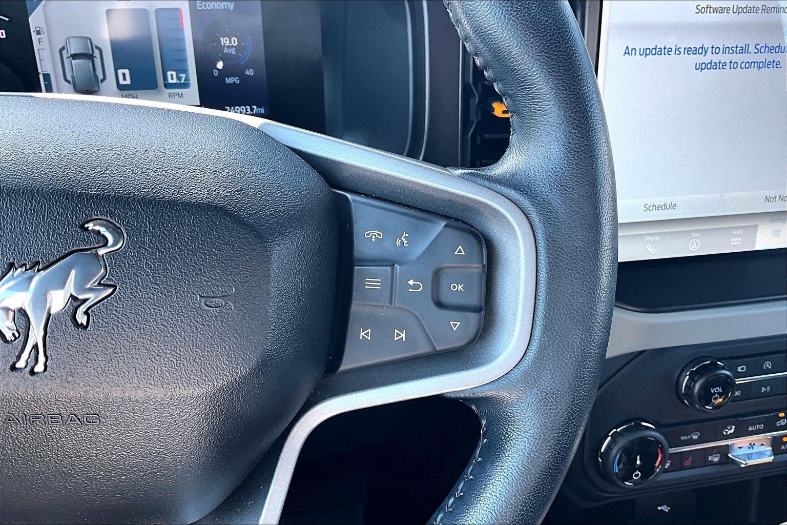 Certified 2022 Ford Bronco Badlands AWD/4WD image 19