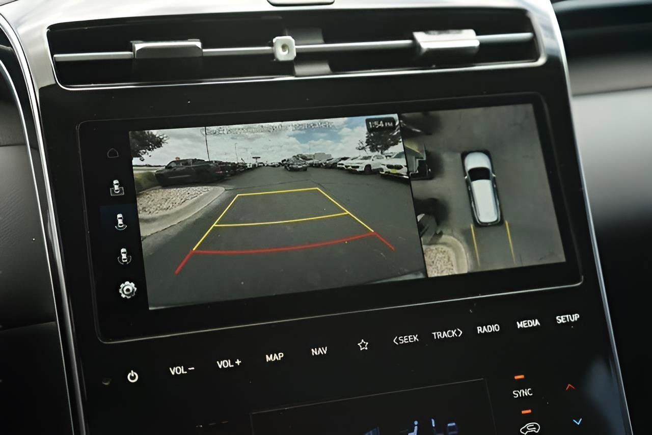 Used 2023 Hyundai Tucson Limited FWD image 28