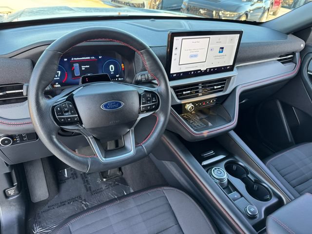 Certified 2025 Ford Explorer ST-Line w/ Premium Package RWD image 3