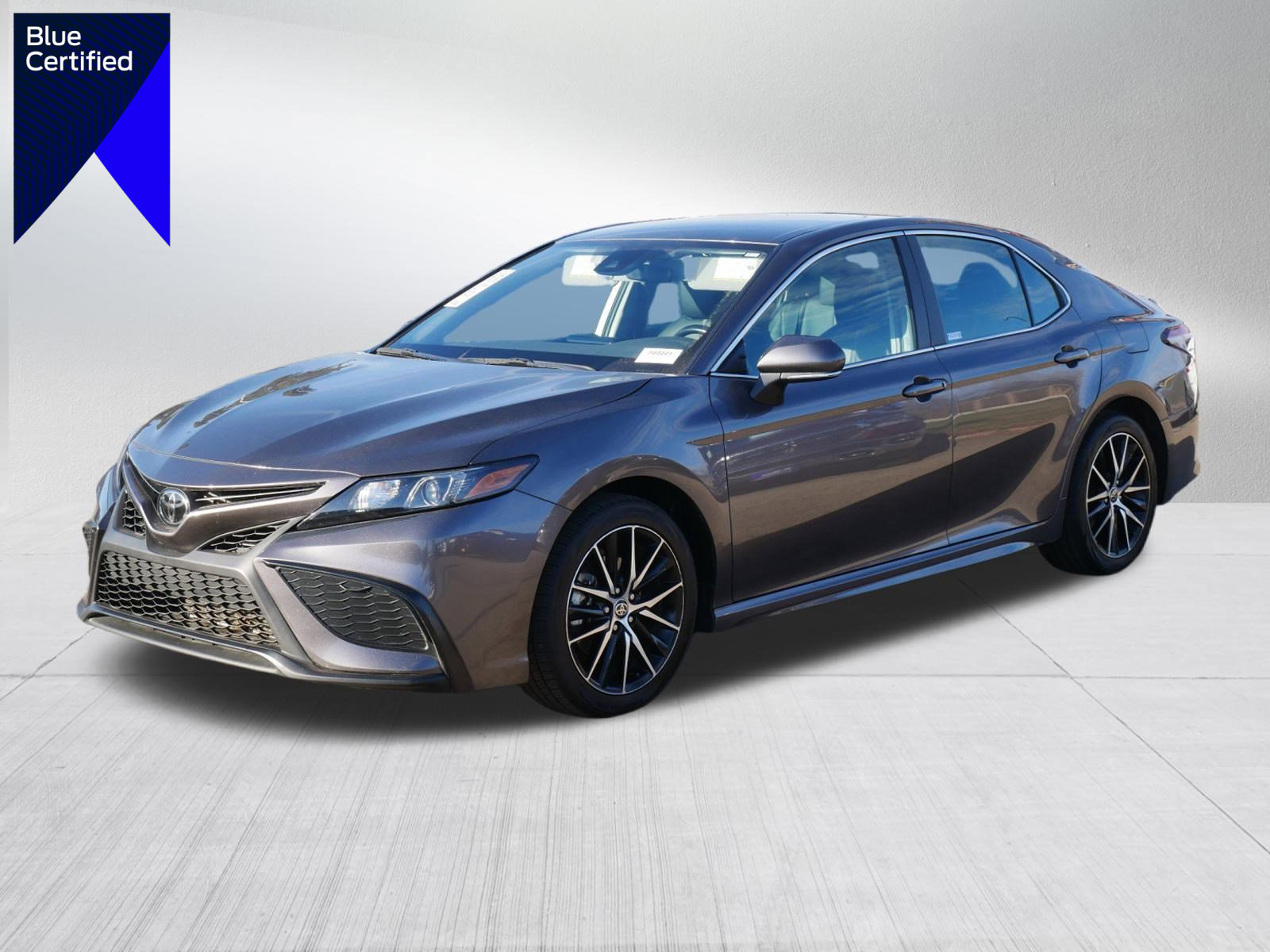 Used 2023 Toyota Camry SE