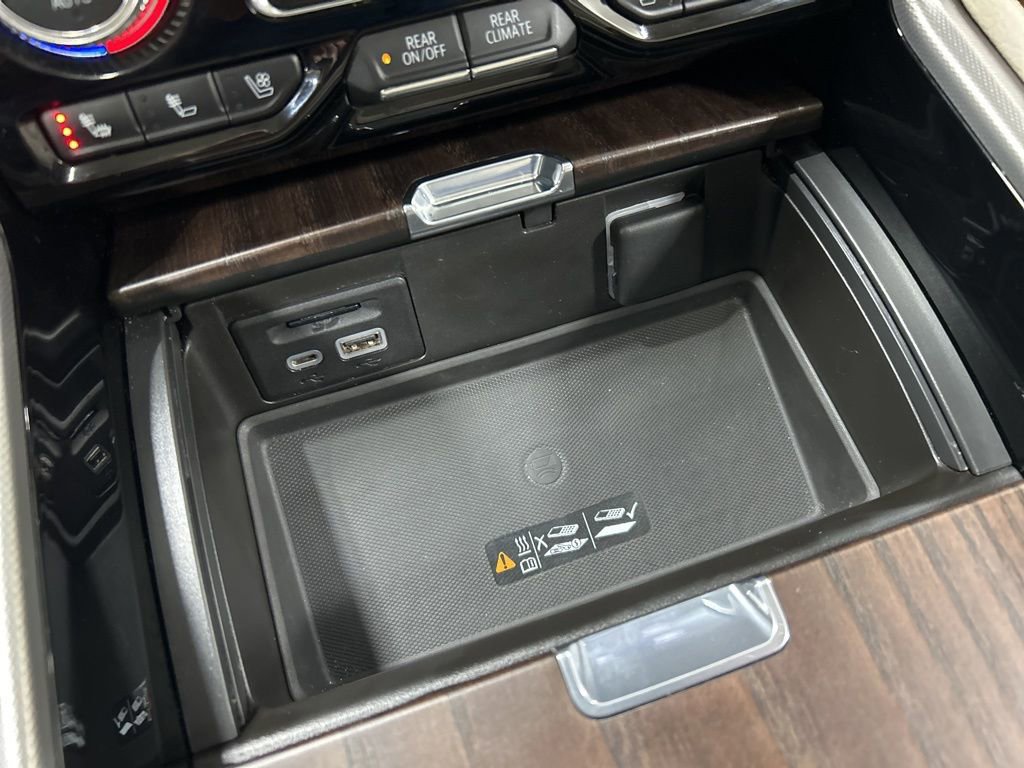 Used 2021 GMC Yukon Denali w/ Denali Ultimate Package image 23