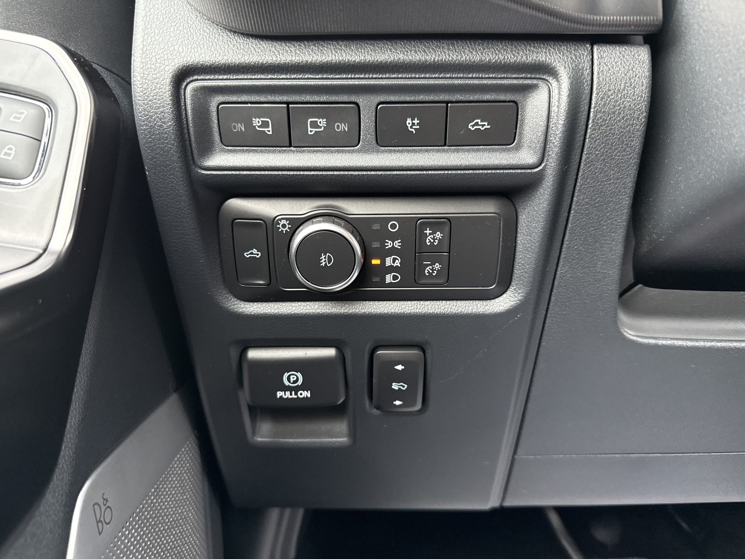 Certified 2022 Ford F150 4x4 SuperCrew image 33