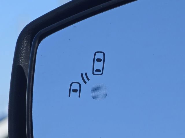 Certified 2017 Ford Escape Titanium w/ Equipment Group 301A image 9