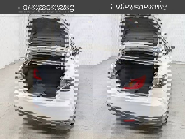 Used 2025 Toyota Camry LE image 9