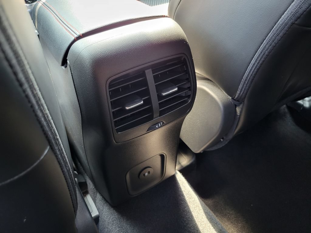 Certified 2024 Ford Escape ST-Line w/ Tech Pack #1 FWD image 29