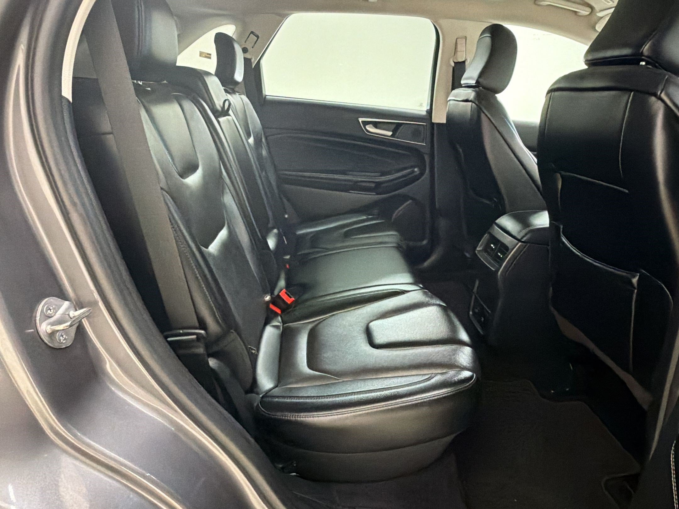 Certified 2022 Ford Edge Titanium AWD/4WD image 30