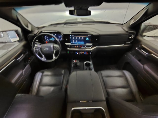 Used 2023 Chevrolet Silverado 1500 RST w/ Rally Edition AWD/4WD image 2