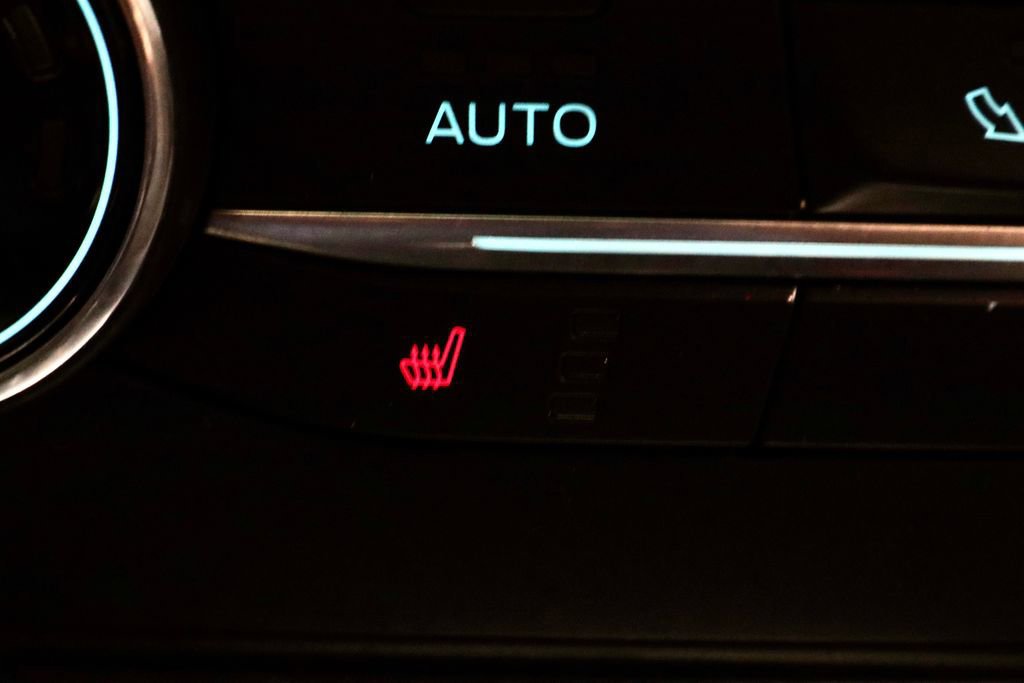 Certified 2019 Ford EcoSport SE image 11