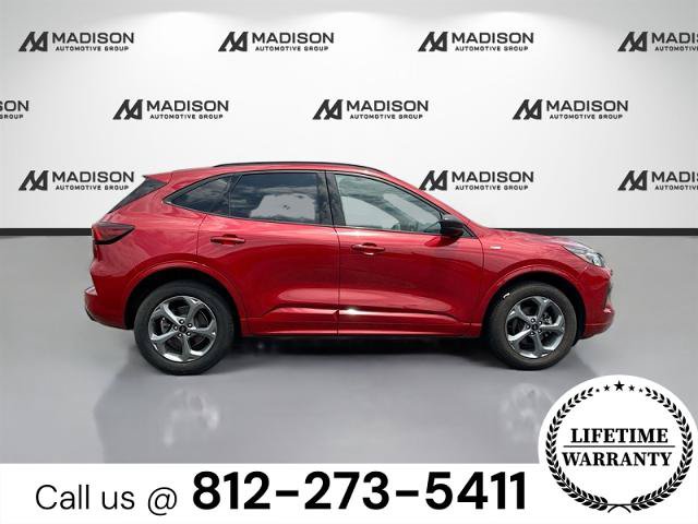 Certified 2023 Ford Escape ST-Line w/ Tech Pack #1 AWD/4WD image 4