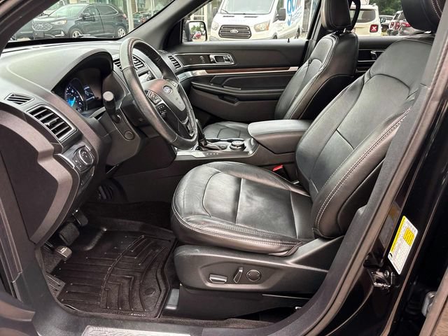 Certified 2018 Ford Explorer Limited AWD/4WD image 12