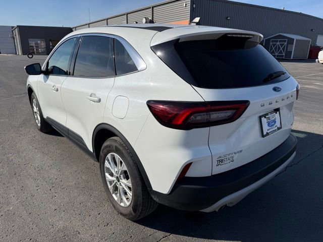 Certified 2023 Ford Escape Active w/ Tech Pack #2 AWD/4WD image 3