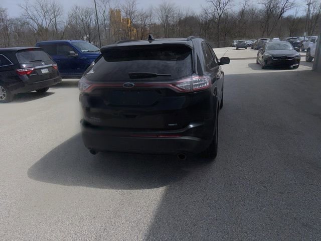 Certified 2018 Ford Edge SE image 14