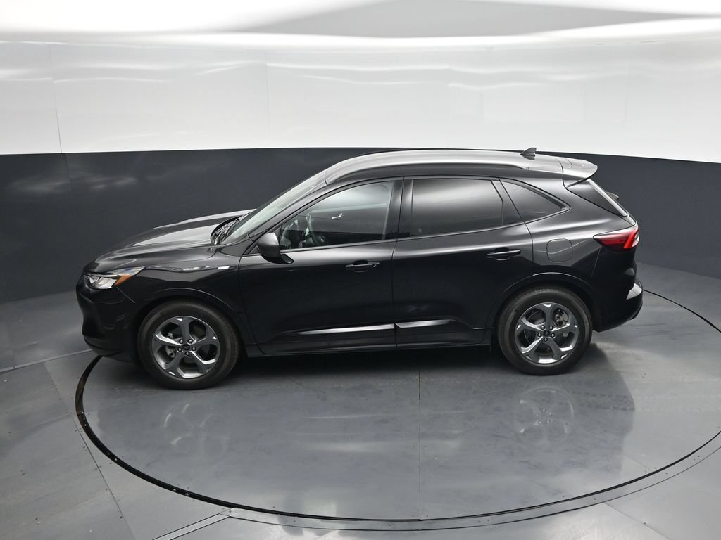 Certified 2023 Ford Escape ST-Line w/ Tech Pack #1 FWD image 44