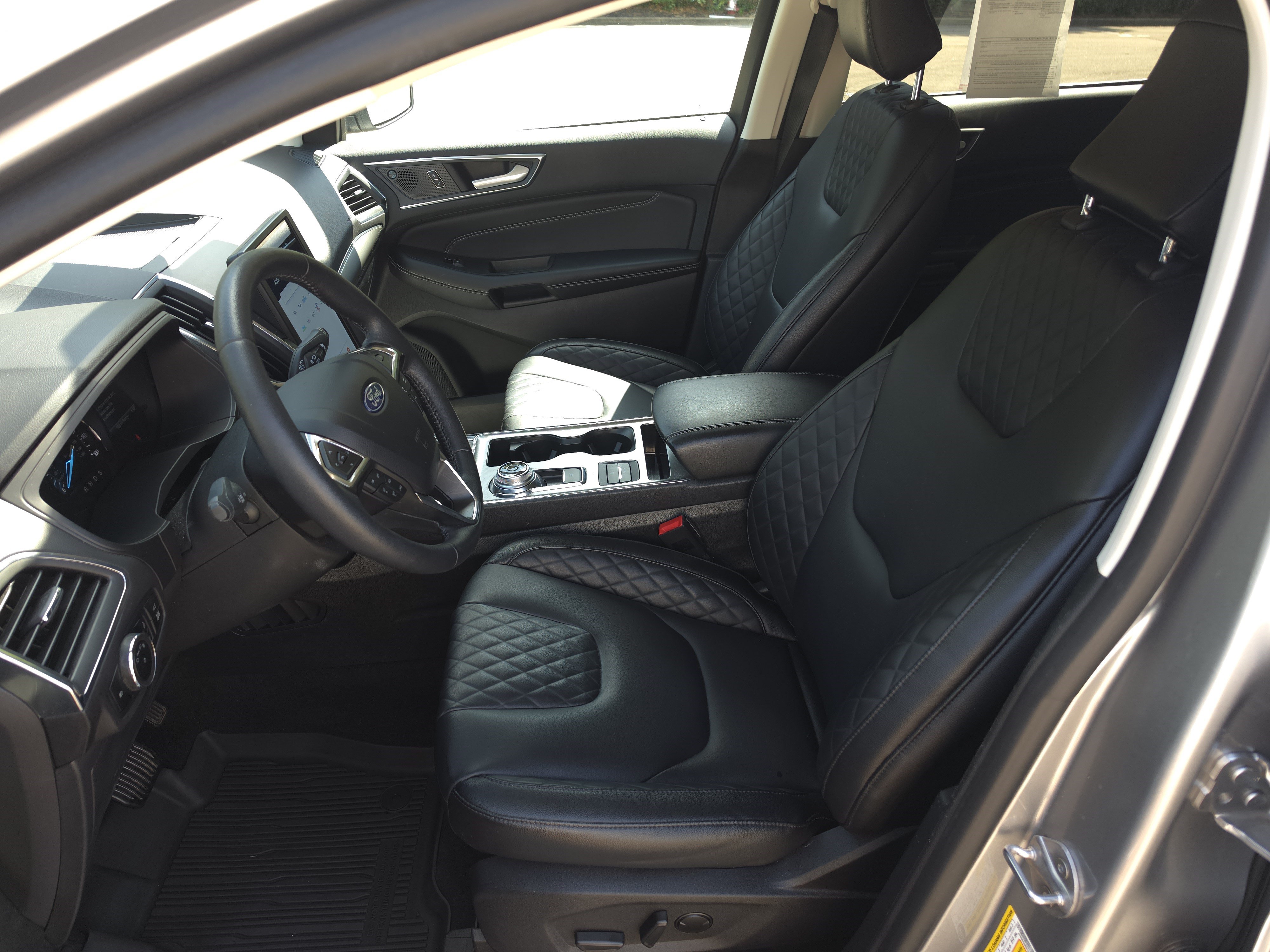 Certified 2024 Ford Edge Titanium AWD/4WD image 13