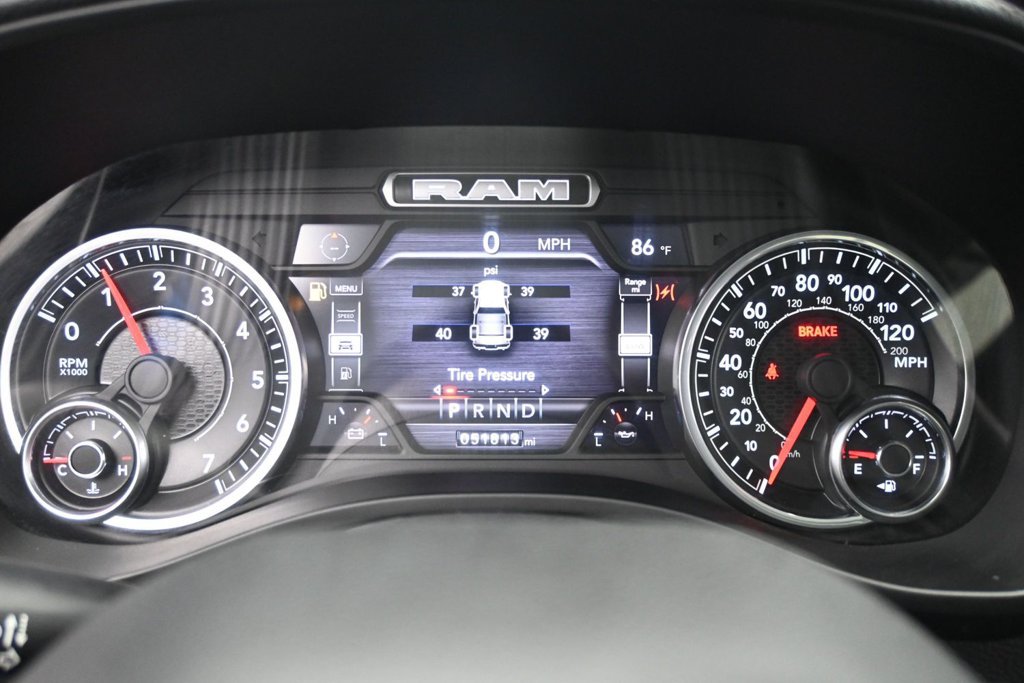 Used 2022 RAM 1500 Laramie AWD/4WD image 14