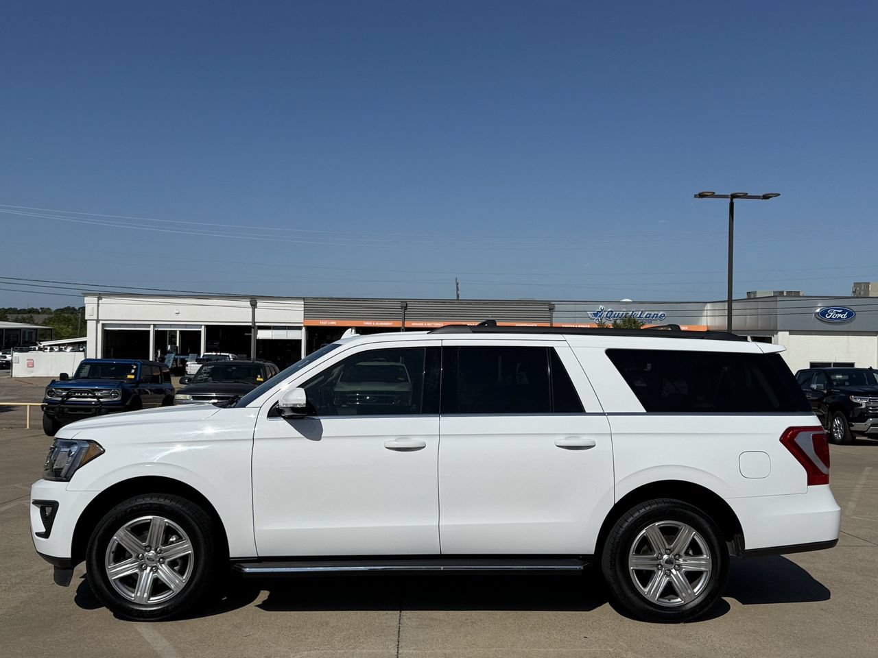 Certified 2020 Ford Expedition Max XLT w/ Equipment Group 202A RWD image 3