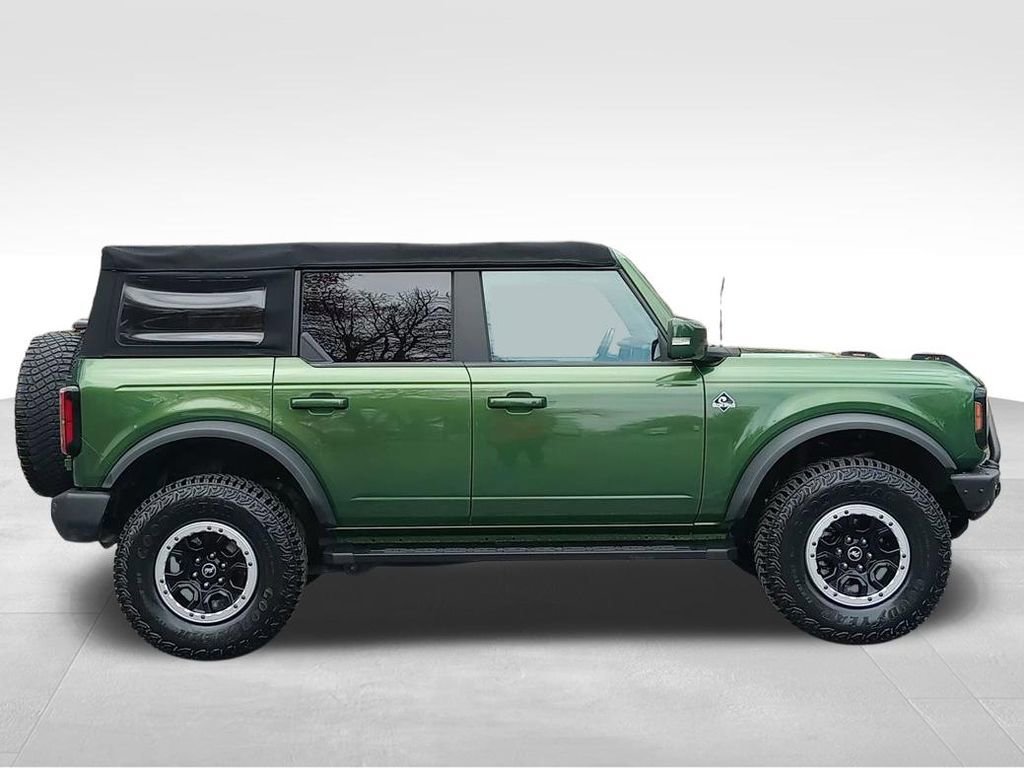 Certified 2022 Ford Bronco Outer Banks w/ Sasquatch Package image 3