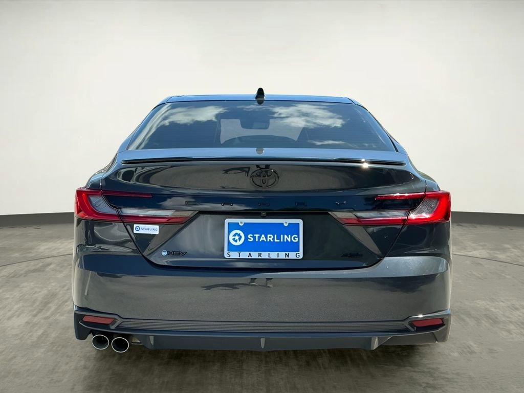 Used 2025 Toyota Camry XSE FWD image 6