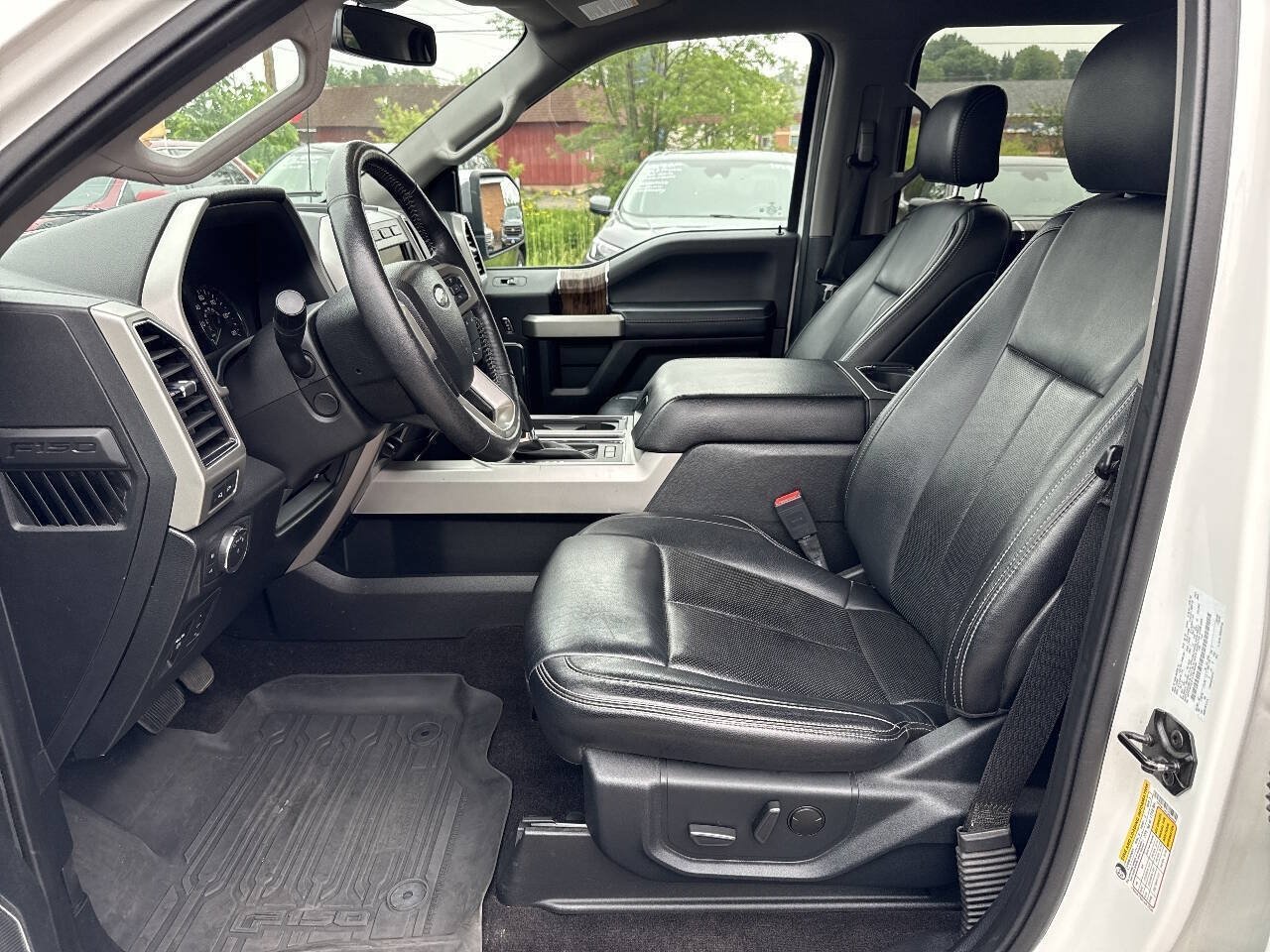 Certified 2020 Ford F150 Lariat w/ Equipment Group 502A Luxury AWD/4WD image 29
